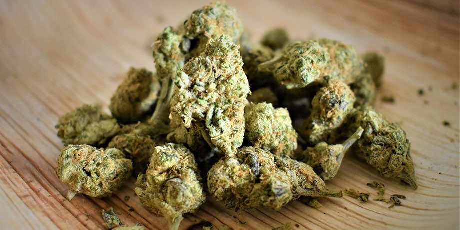 Cannabis Strains for Canadian